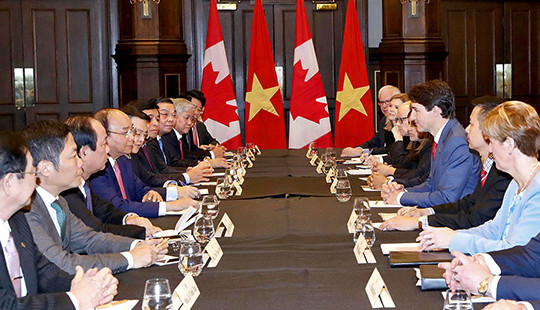 Thủ tướng Nguyễn Xuân Phúc hội đàm với Thủ tướng Canada