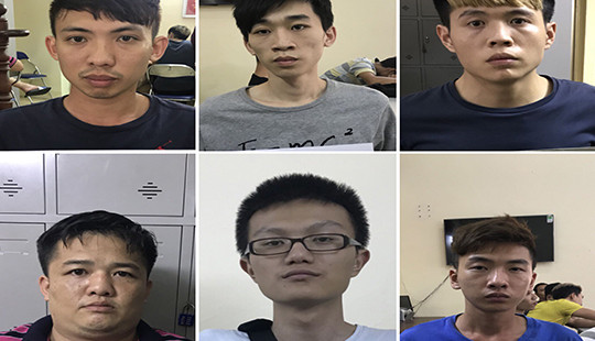 Triệt xoá đường dây lừa đảo qua điện thoại, bắt giữ 12 đối tượng