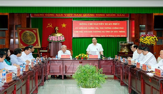 Thủ tướng Nguyễn Xuân Phúc làm việc với tỉnh Sóc Trăng