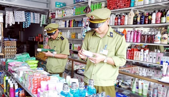 Tăng cường đấu tranh chống buôn lậu dược phẩm, mỹ phẩm, thực phẩm chức năng