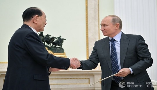Lãnh đạo Kim Jong-un lại gửi lá thư "ngoại cỡ" cho Tổng thống Putin
