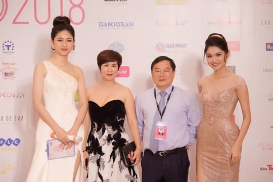 Dàn sao lộng lẫy trên thảm đỏ Chung khảo phía nam Hoa hậu Việt Nam 2018