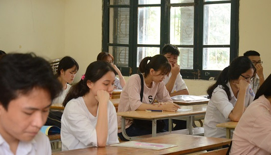 Gần 920.000 thí sinh bước vào môn thi đầu tiên