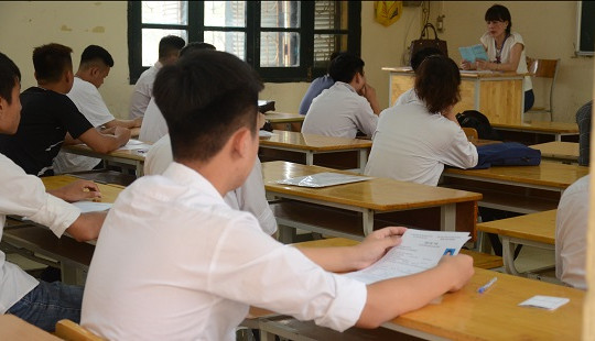8 thí sinh bị đình chỉ thi trong buổi thi tổ hợp Khoa học Tự nhiên
