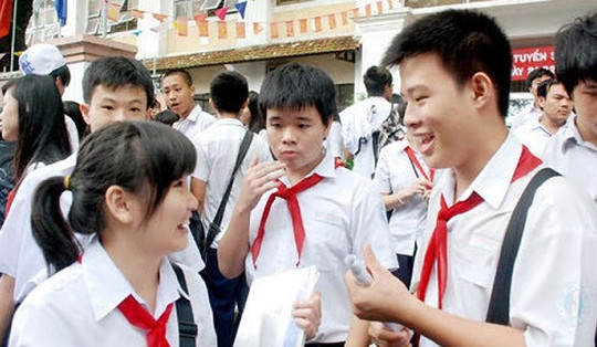 Hà Nội hạ điểm chuẩn vào lớp 10 trường chuyên và hệ song bằng