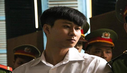 Đến đòi tiền không được, đâm đồng nghiệp 14 nhát dao