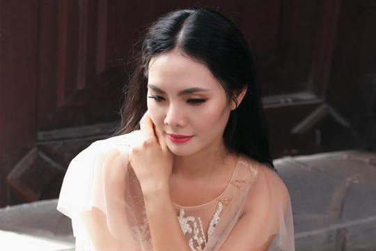Lương Nguyệt Anh khoe vẻ đẹp kiêu sa, mơ mộng đón tuổi 28