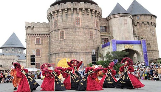 Đến Sun World để …sống trong hội hè