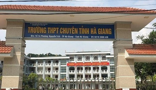 Bộ GD-ĐT đón đoàn Olympic Toán quốc tế trở về