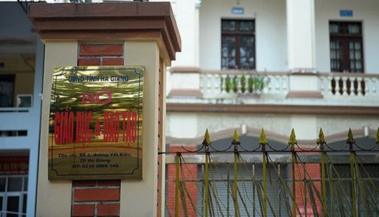 Thêm hai cán bộ cụm thi Hà Giang bị xử lý