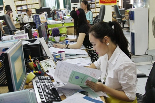 Xóa bỏ “biên chế suốt đời”