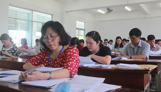 Bộ GD-ĐT chấm thẩm định điểm thi THPT quốc gia ba tỉnh Hòa Bình, Lâm Đồng và Bến Tre