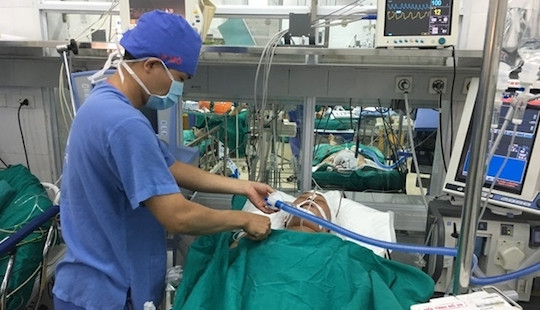 4 nạn nhân vụ lật xe ở Cao Bằng đang cấp cứu tại Bệnh viện Việt Đức