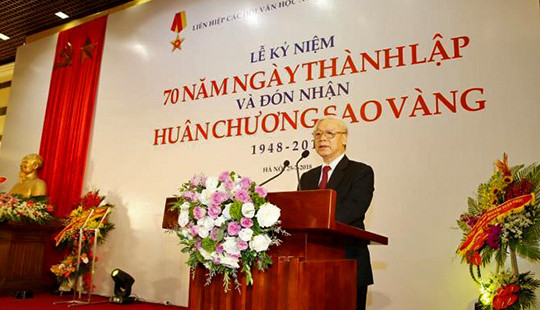 Tổng Bí thư: Văn nghệ phải nâng cao con người, chứ không chỉ là nơi giãi bày tâm trạng cá nhân