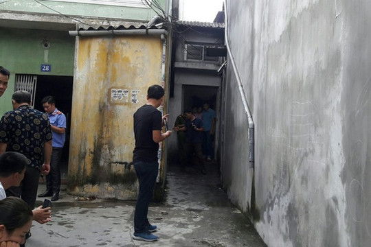 Truy bắt nghi can sát hại 2 người trong vòng 15 phút