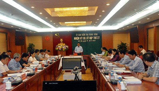 Ban Bí thư kỷ luật tướng quân đội