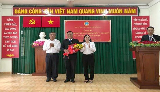 TAND Tp Hồ Chí Minh: Trao quyết định bổ nhiệm Chánh án, Phó Chánh án TAND cấp huyện