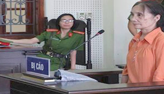 Cựu giáo viên lừa bán cả học trò cũ sang Trung Quốc