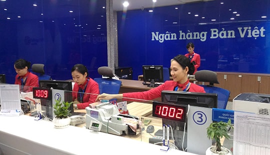 Lợi nhuận ngân hàng tích cực trong nửa đầu năm