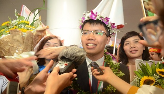 Cả nhà đã không ăn nổi cơm khi nghe tin con giành huy chương vàng Olympic