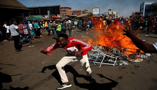 Quân đội Zimbabwe bắn đạn thật vào người biểu tình ở thủ đô
