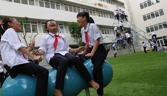 Cần quan tâm đến vấn đề vệ sinh trường học và bạo lực học đường