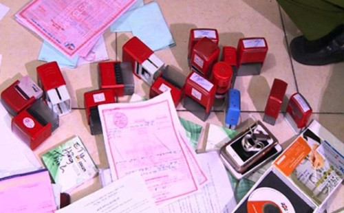 Nữ giám đốc thành lập hàng chục công ty mua bán hóa đơn khống