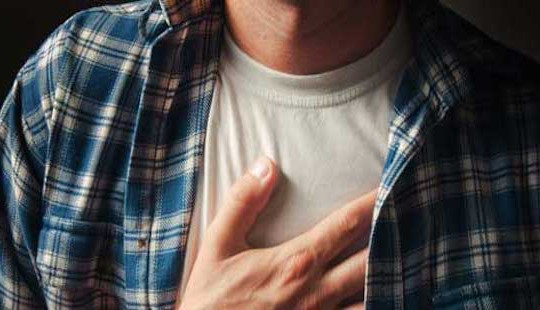 Dấu hiệu nhận biết ung thư vú ở nam giới
