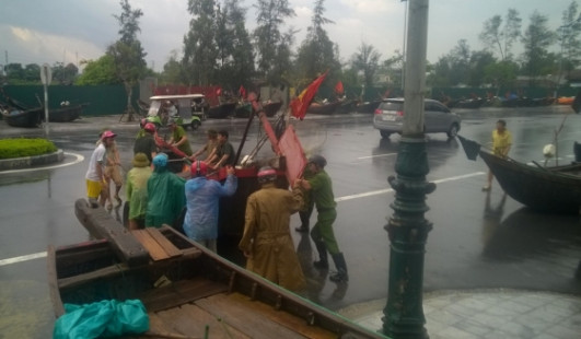 Sẵn sàng ứng phó với bão số 4, có thể di dời hàng nghìn hộ dân