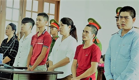 6 bị cáo gây rối trật tự, đuổi đánh Công an ở Ninh Thuận lĩnh án