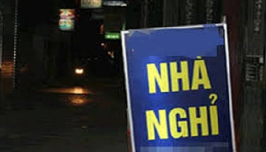 Cách chức Đảng ủy viên Trưởng công an xã vào nhà nghỉ với vợ người khác