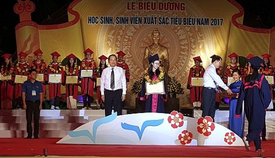 Hải Phòng:  Biểu dương 94 HS-SV xuất sắc tiêu biểu năm 2018