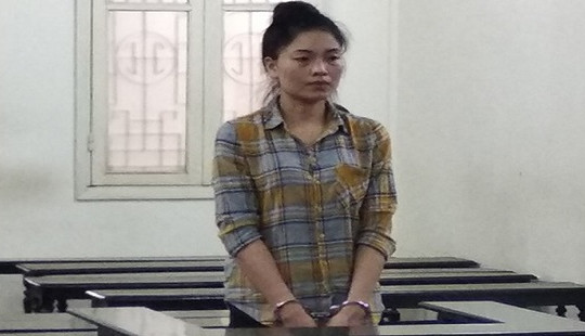 “Nữ quái” buôn ma túy thoát án tử nhờ có con nhỏ