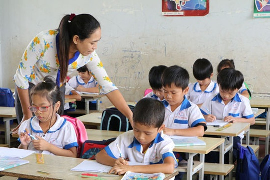 Nghịch lý thiếu-thừa