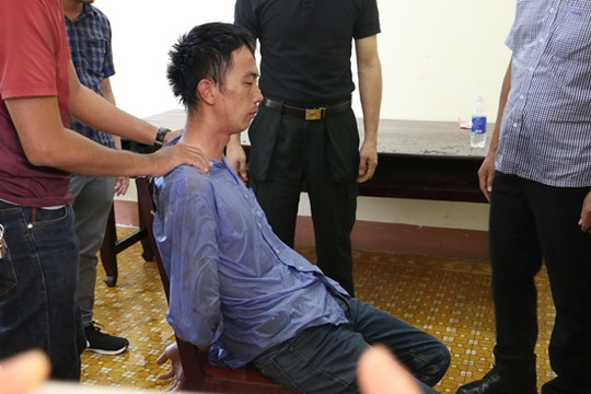 Giải cứu thành công con tin bị đối tượng ngáo đá dùng dao khống chế