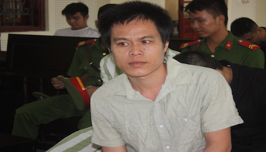 Cái giá của kẻ dùng bừa cào đánh bạn thân