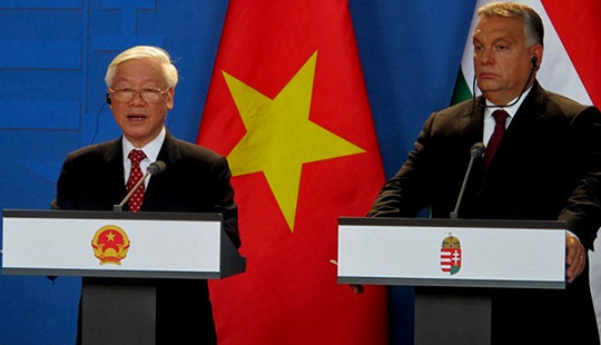 Việt Nam-Hungary nâng quan hệ lên mức "Đối tác toàn diện"