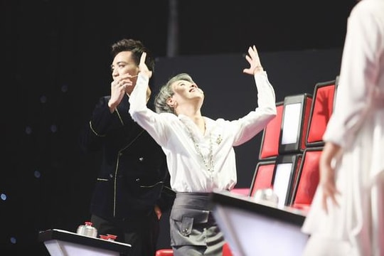 Tập 2 The Voice Kids: Nút chặn "thần thánh" xuất hiện khiến Vũ Cát Tường - Soobin Hoàng Sơn đau khổ