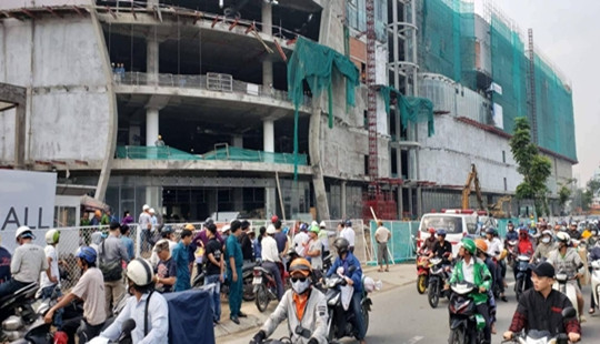 Đứt cáp treo công trình trung tâm thương mại, 3 công nhân bị thương nặng