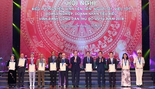 Vinh danh 10 công dân Thủ đô ưu tú năm 2018