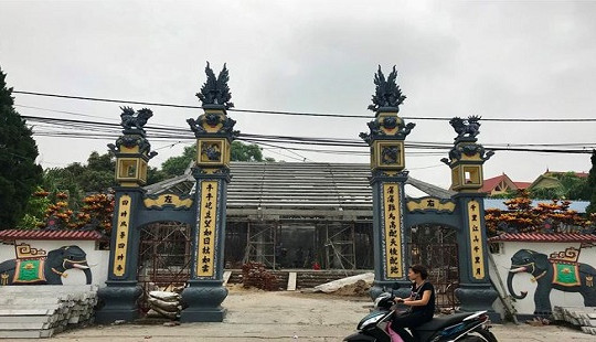 Kỷ luật 3 cán bộ xã liên quan đến vụ “bê tông hóa” đình 300 tuổi ở Hà Nội