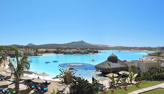Chiêm ngưỡng biển hồ nước mặn đầu tiên giữa lòng Hà Nội