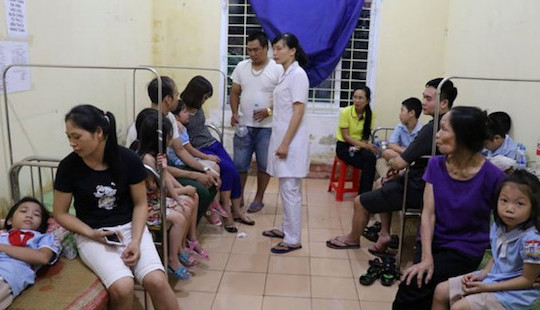 Vụ hàng trăm học sinh ngộ độc ở Ninh Bình: Trường học bị phạt 30 triệu đồng