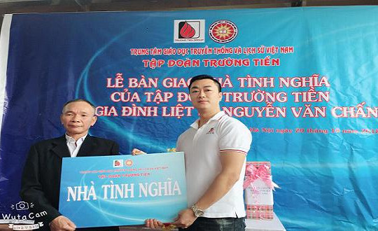 Tập đoàn Trường Tiền trao tặng nhà tình nghĩa cho gia đình liệt sĩ