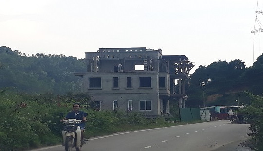 Hà Nội: Tạm đình chỉ công tác Chủ tịch xã Minh Phú