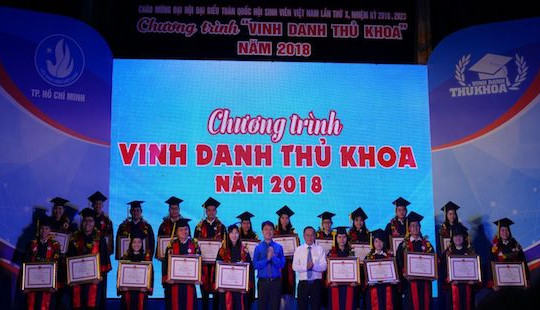 TP.HCM vinh danh 78 thủ khoa năm 2018