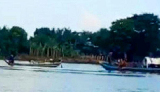 Sà lan bất ngờ chìm xuống sông Hậu, hai mẹ con tử nạn