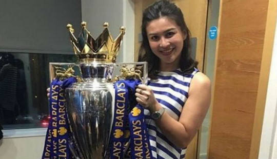 Á hậu Hoàn vũ Thái Lan 2005 thiệt mạng cùng Chủ tịch CLB Leicester