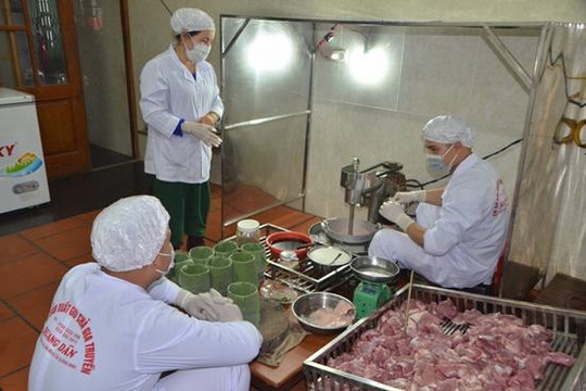 Giò chả Quang Dần kết tinh hương vị ẩm thực quê hương