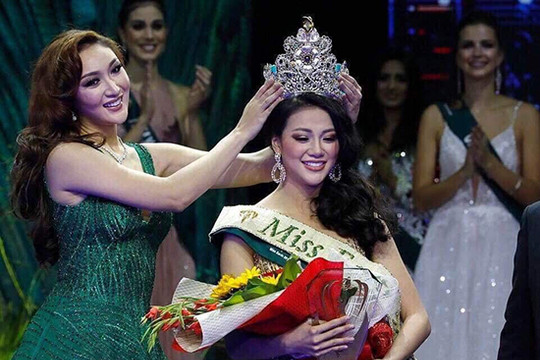 Nguyễn Phương Khánh lần đầu chia sẻ sau khi đăng quang hoa hậu trái đất 2018